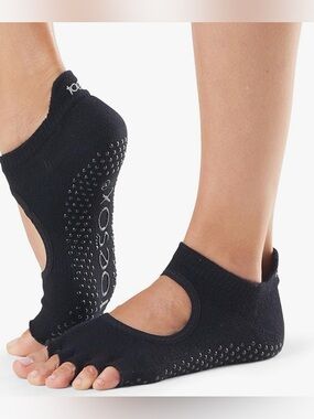 Toesox  grip pilates barre socks half toe, medium, karma New With Tags Size
